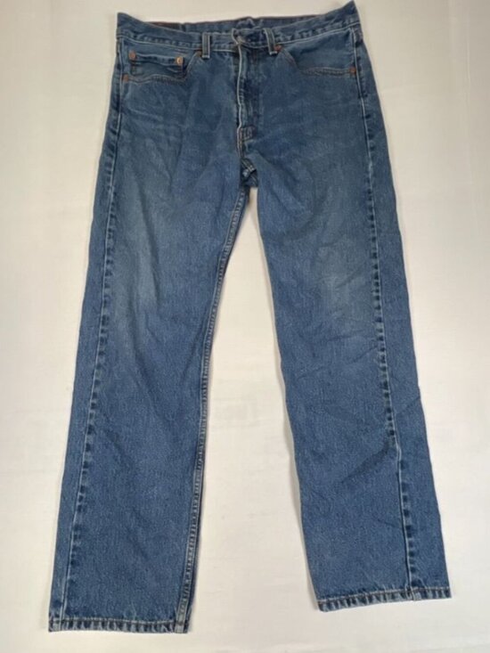 Levi's Other - Levi's 505 Men's 35x32 Regular Fit Blue Denim Jeans Classic Straight Leg
